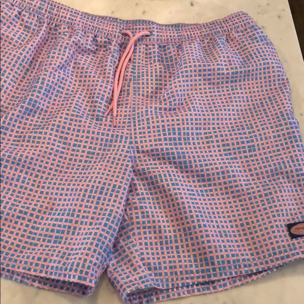 Vineyard Vines mans swimsuit